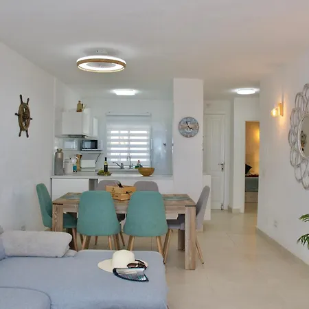 아파트 Capitain Beachside Haven